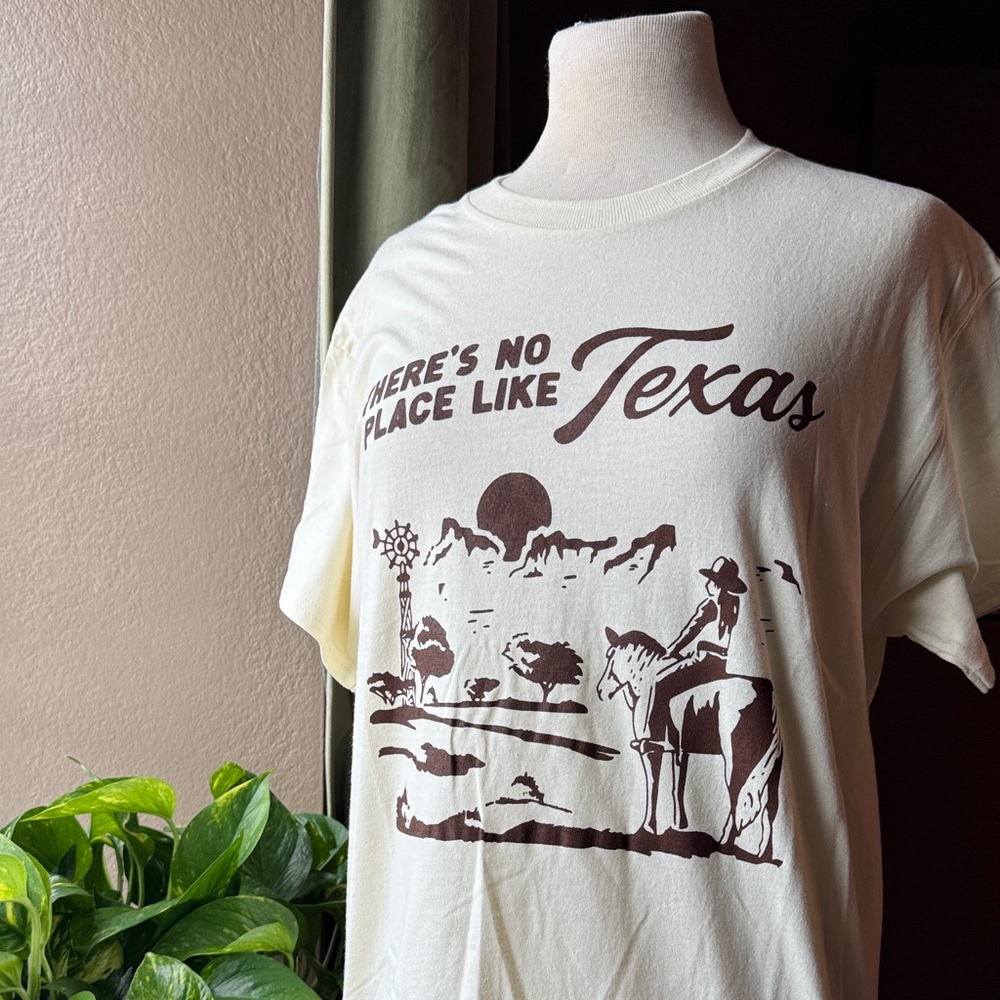 SAMPLE: Parker Goods No Place Like Texas Unisex Screen Printed Tee
